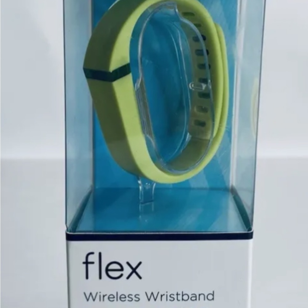 NWT FITBIT Flex Wireless Wristband Track
Activity + Sleep Line Green in Box